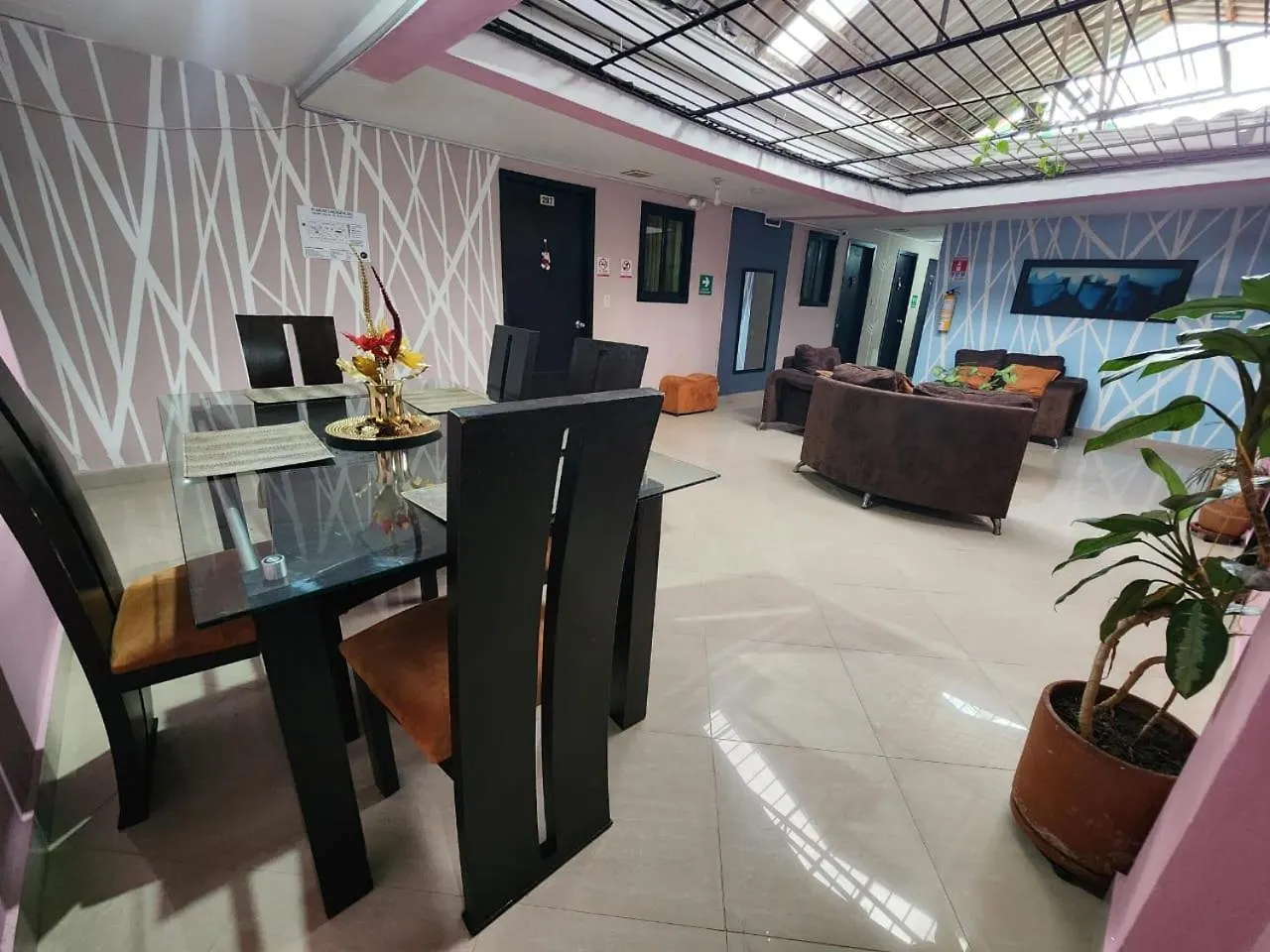 Hotel Laureles Home Medellin