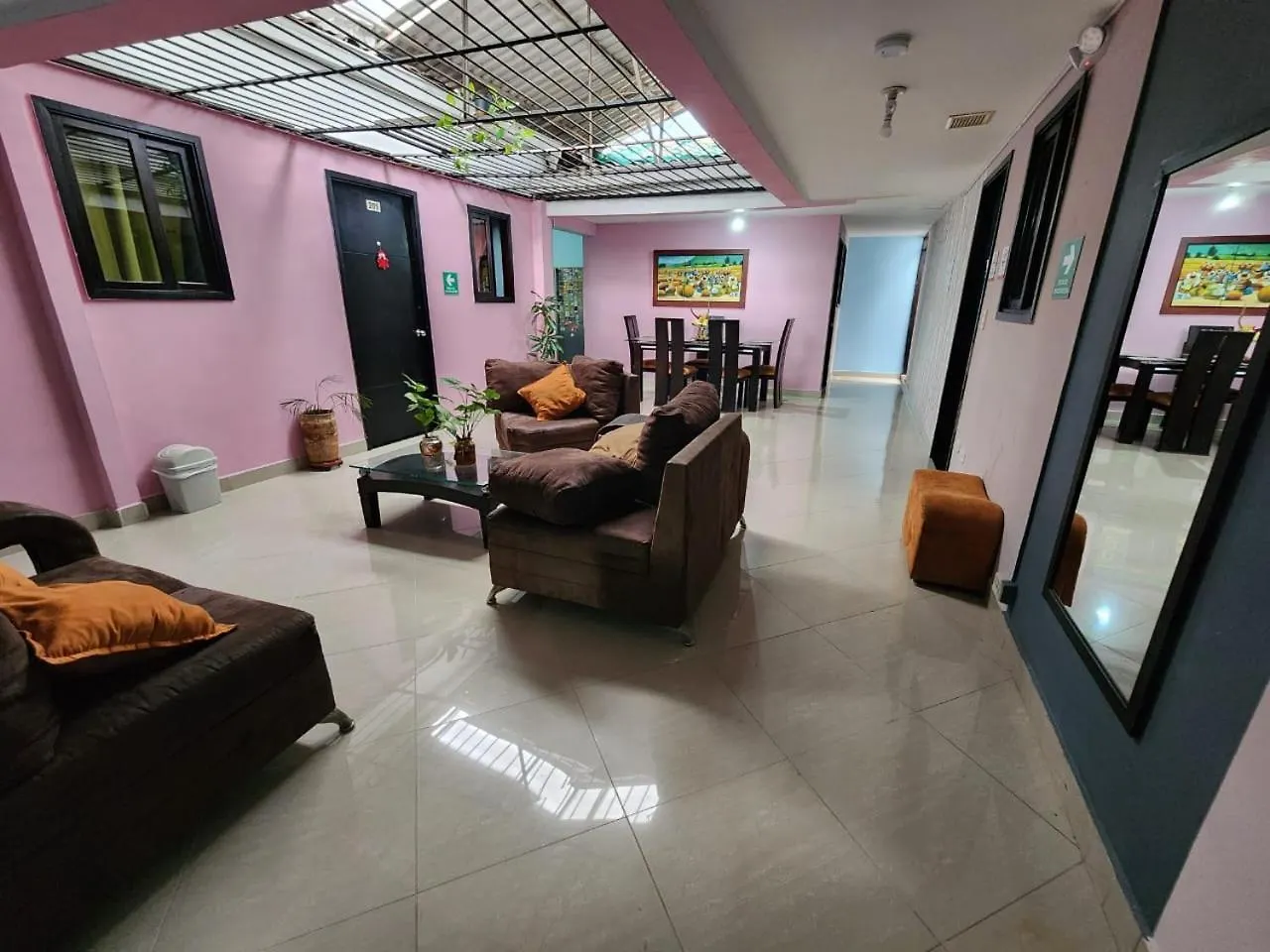 Hotel Laureles Home Medellin