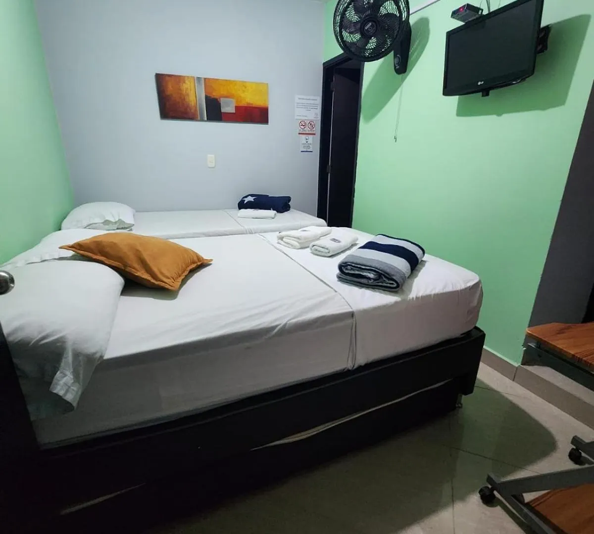 Hotel Laureles Home Medellin Colombia