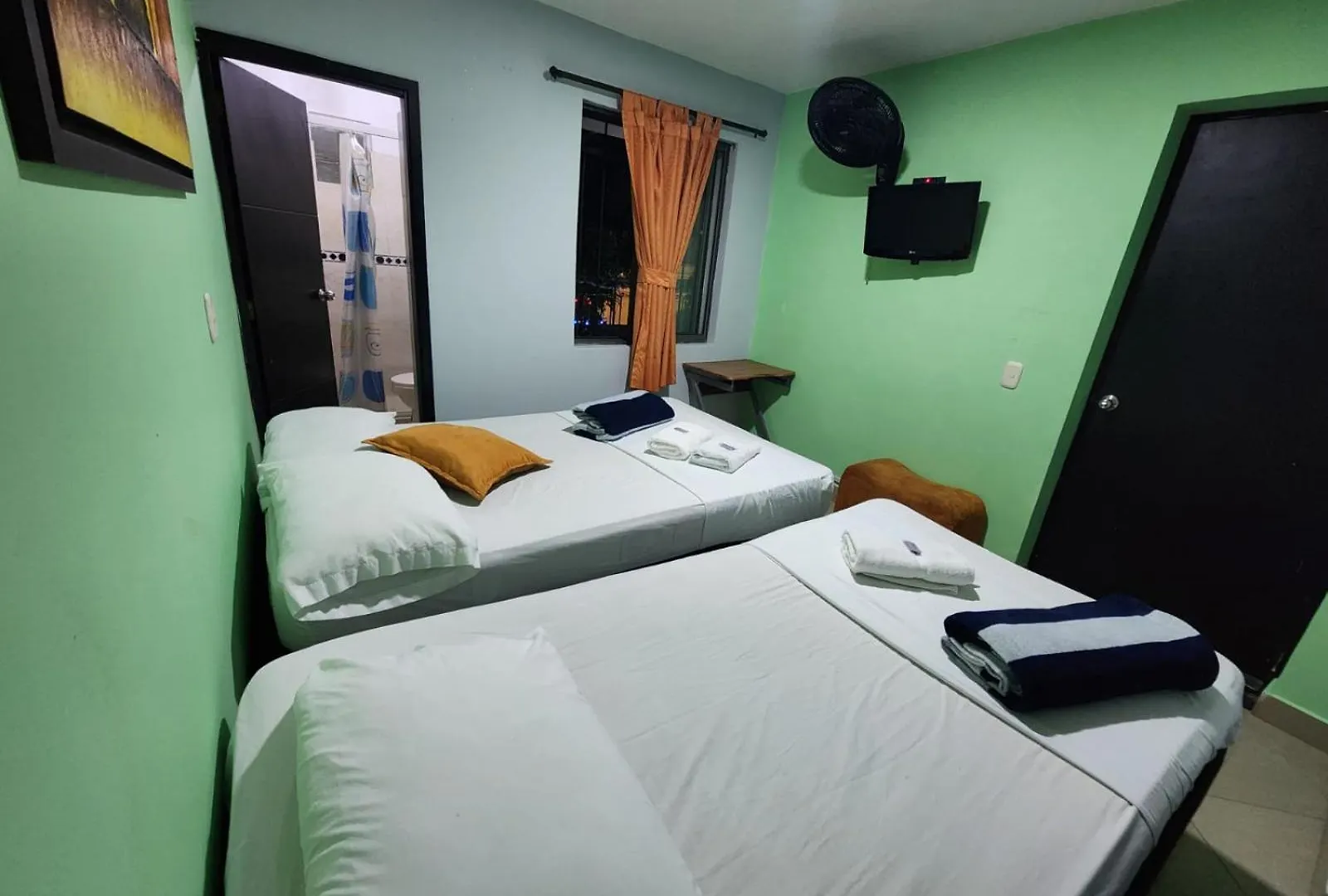 Hotel Laureles Home Medellin 0*,