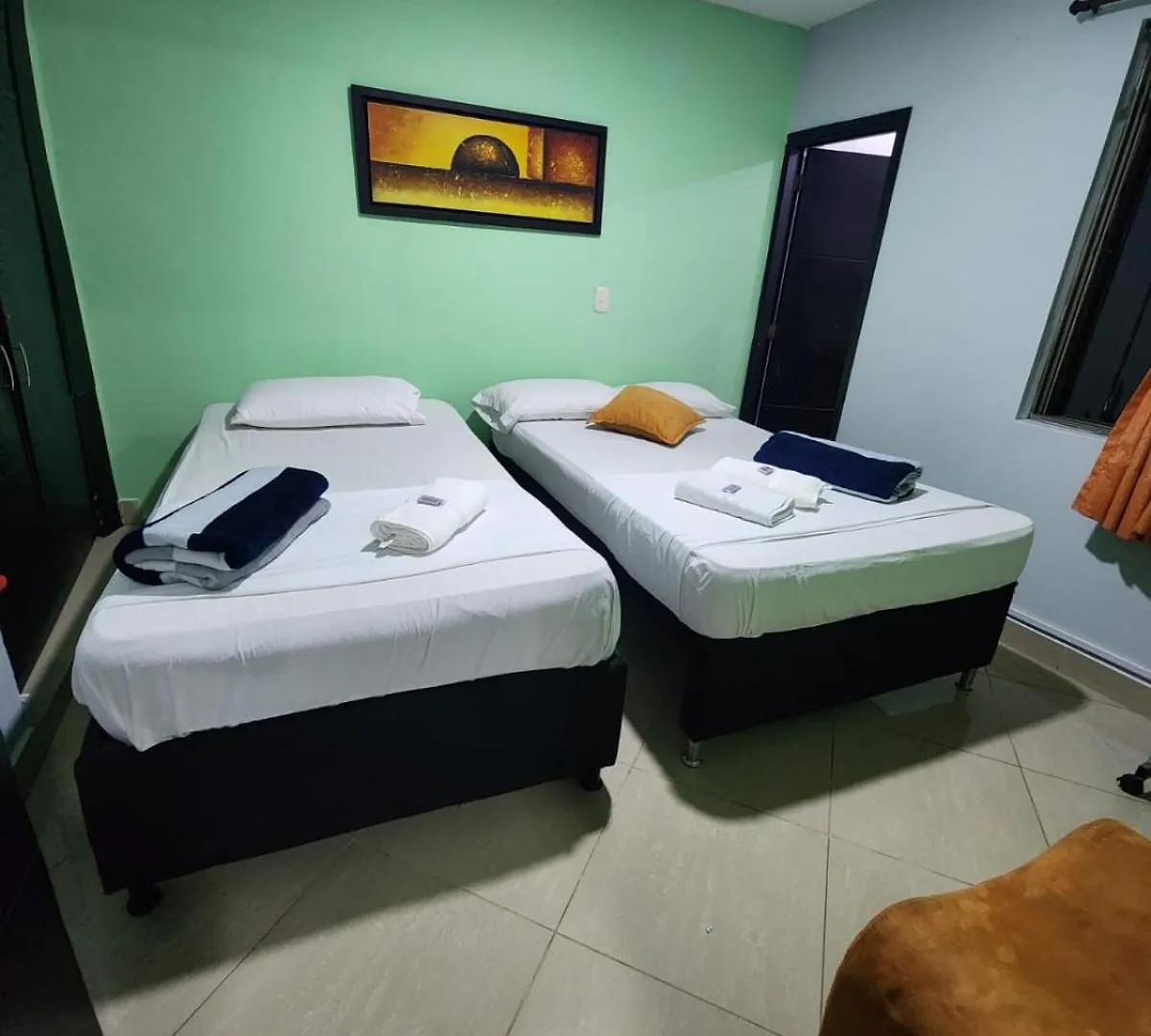 Hotel Laureles Home Medellin