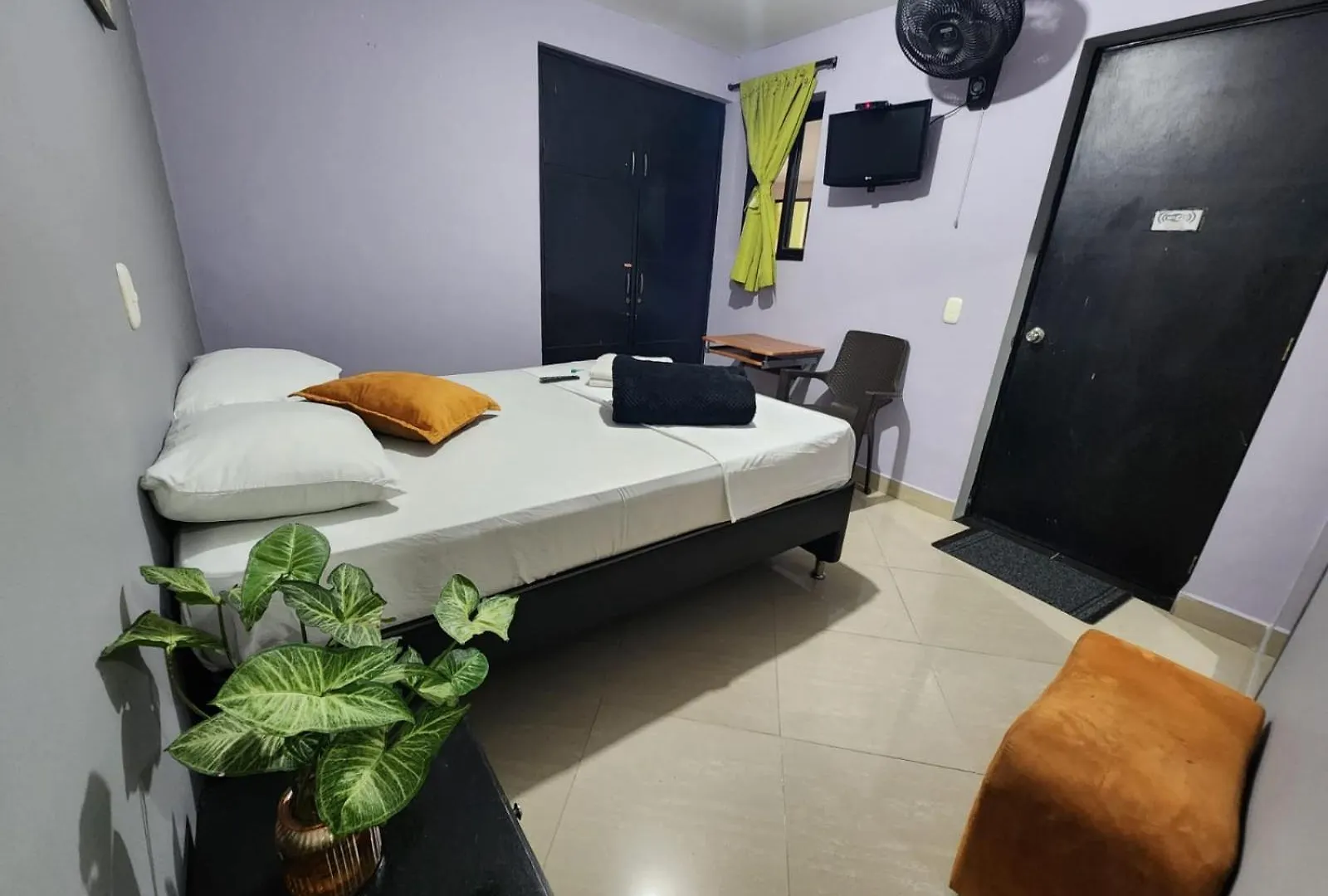 Hotel Laureles Home Medellin