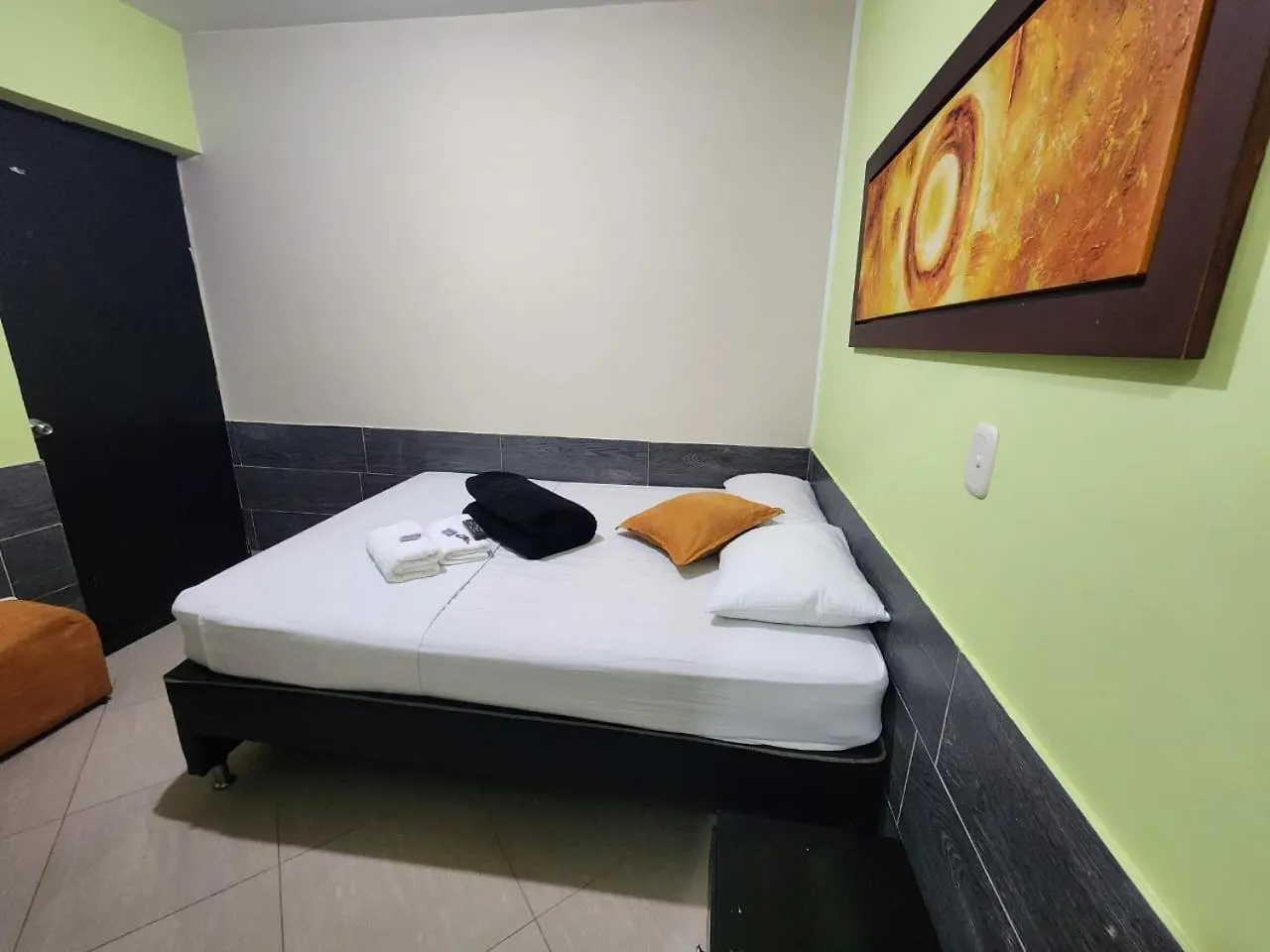 Hotel Laureles Home Medellin 0*,