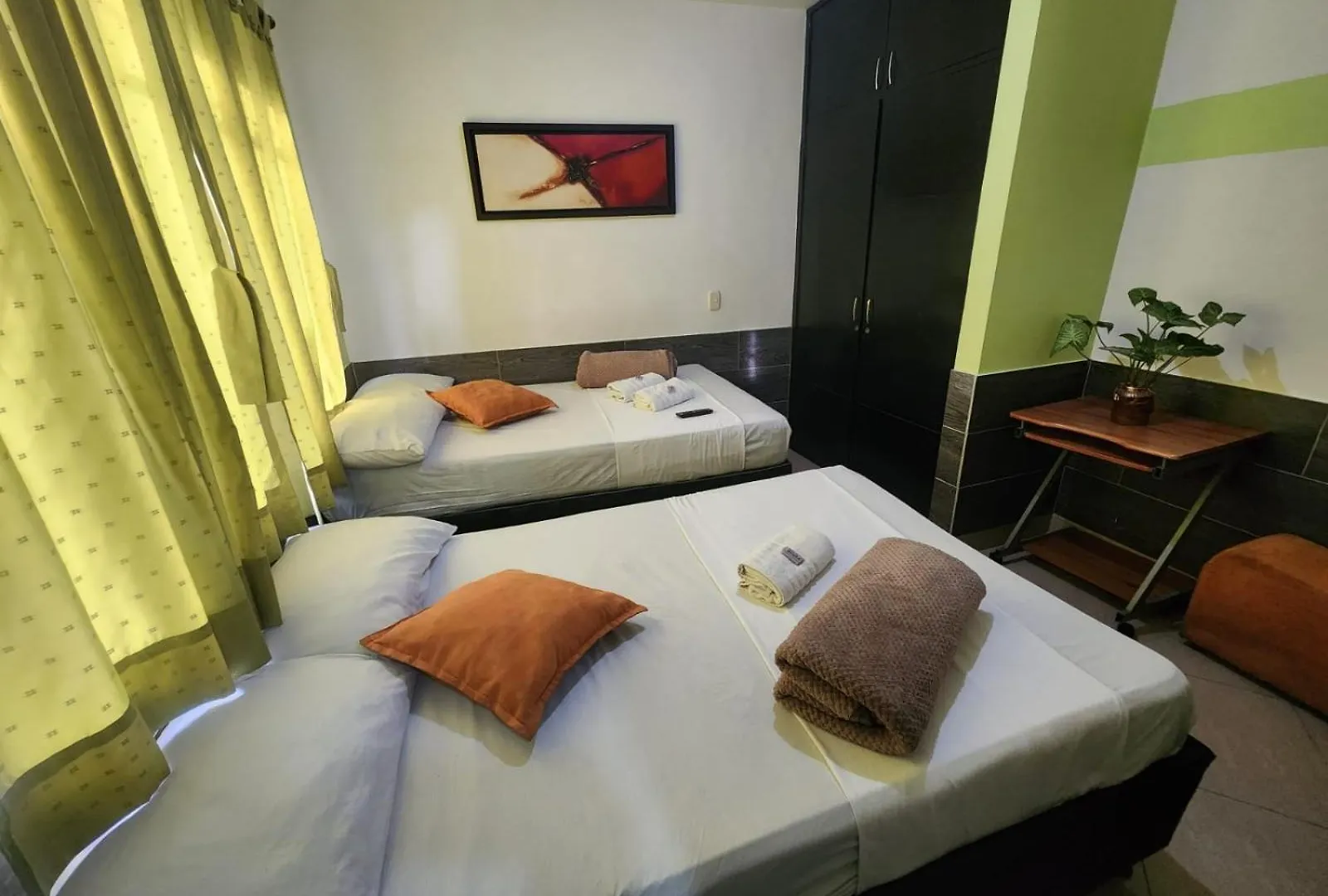Hotel Laureles Home Medellin 0*,