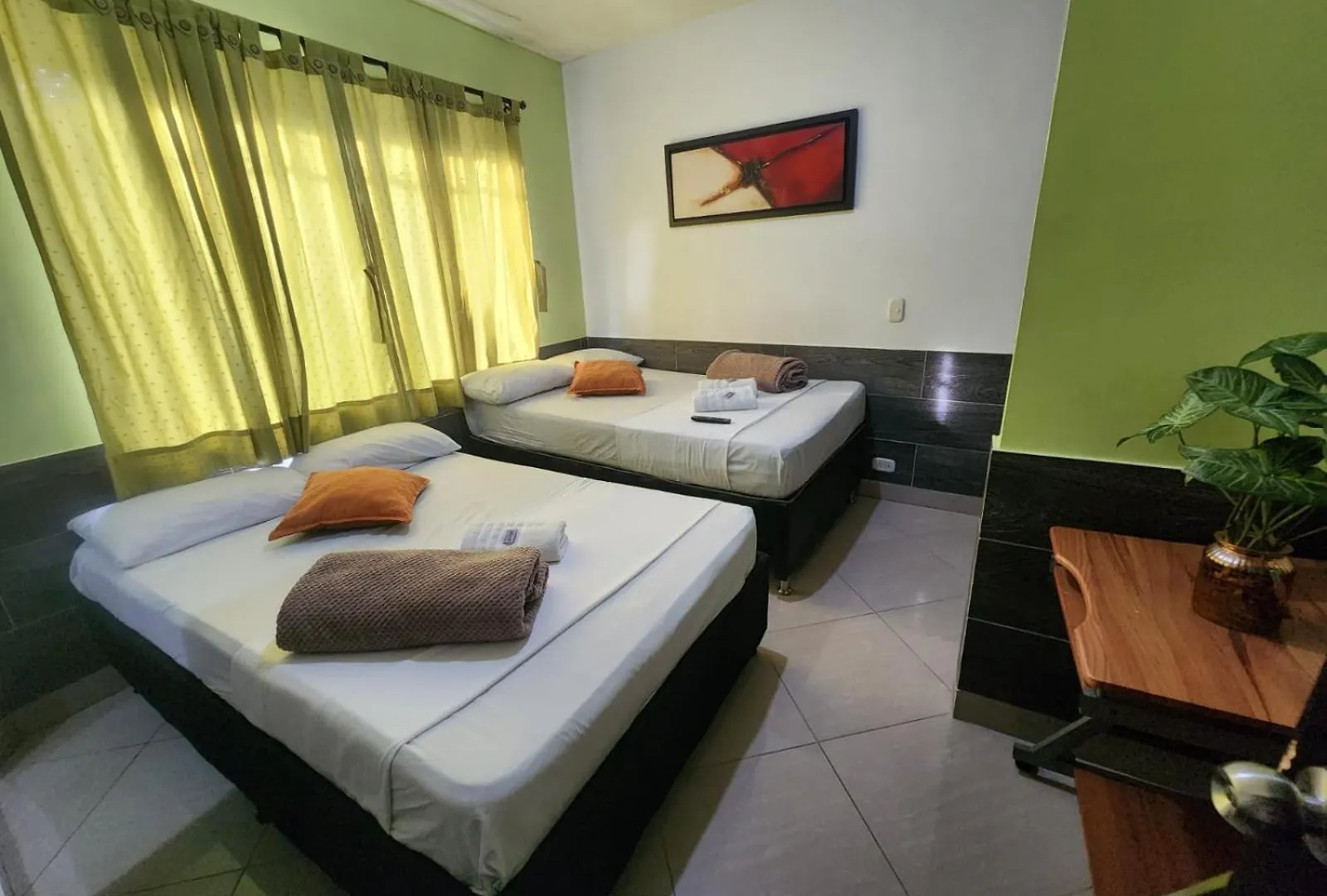 Hotel Laureles Home Medellin Colombia