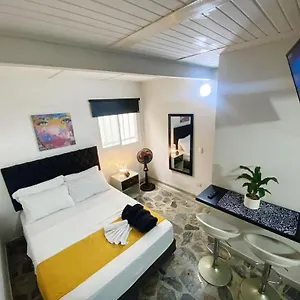 Vip Apartasuites Rosales Apartamento